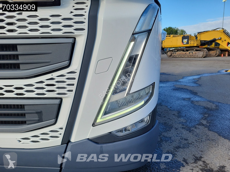 Nyergesvontató Volvo FH 460 4X2 Globe APK...