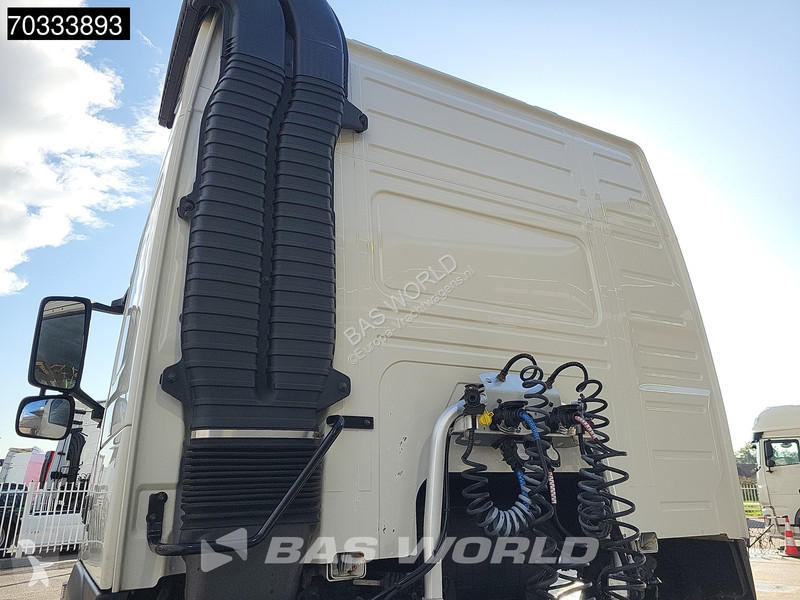 Nyergesvontató Volvo 450 4X2 VEB Alcoa's