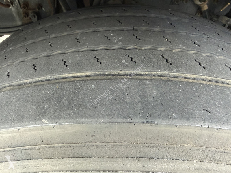 Nyergesvontató Volvo FH460 6X2 Kran HMF 2620...