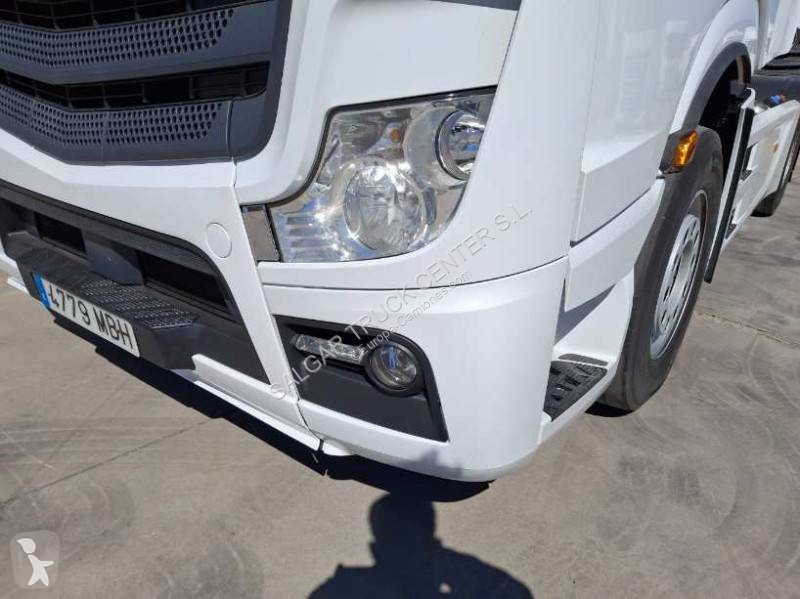 Tractor Mercedes 1851 LS