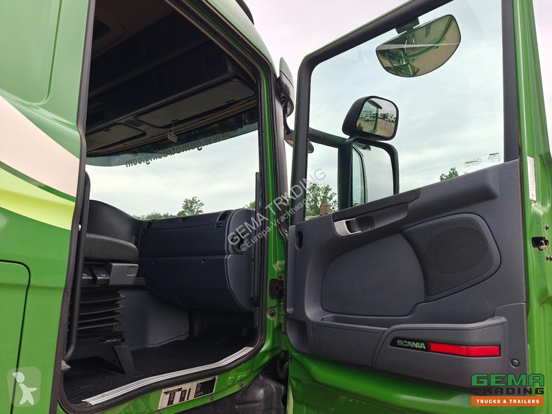 Cap tractor Scania 410 4x2 C19N CrownEdition...
