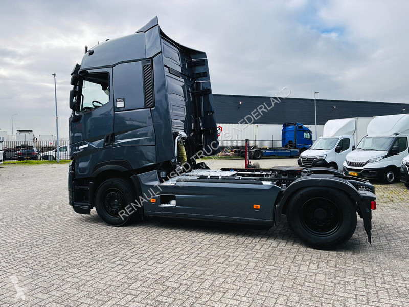 Cap tractor Renault T High DE 13 480 Turbo...