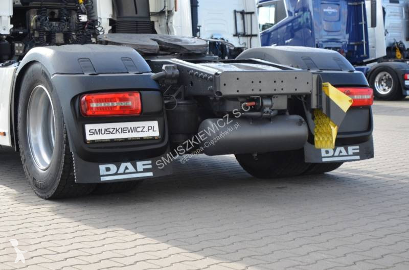 Cap tractor DAF 480