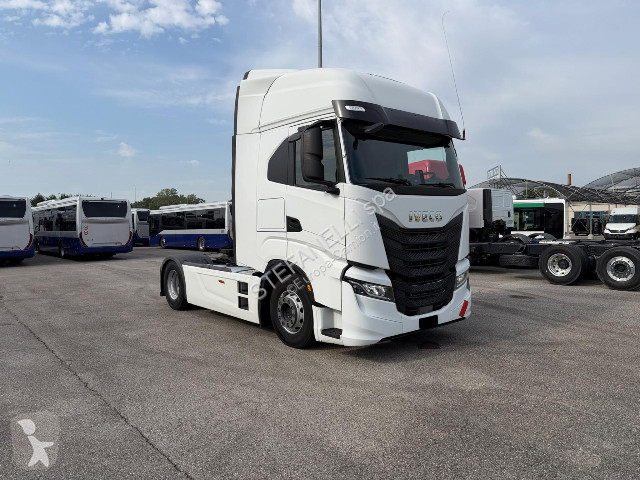 Tractor Iveco S-WAY AS440S51T/P - TRATTORE