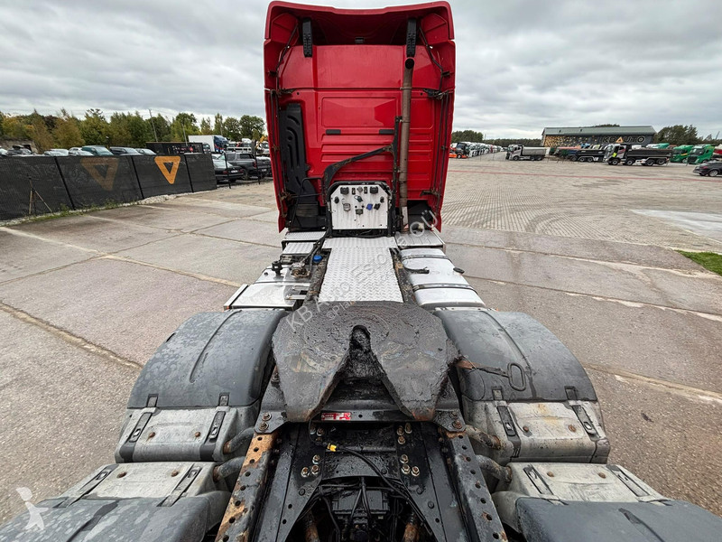 Tractor MAN 33.560 6x4 INTARDER / HYDRAULICS
