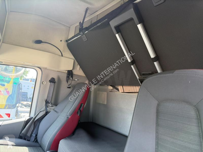 Tratores Volvo 460