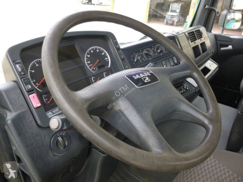Тягач MAN 33.480