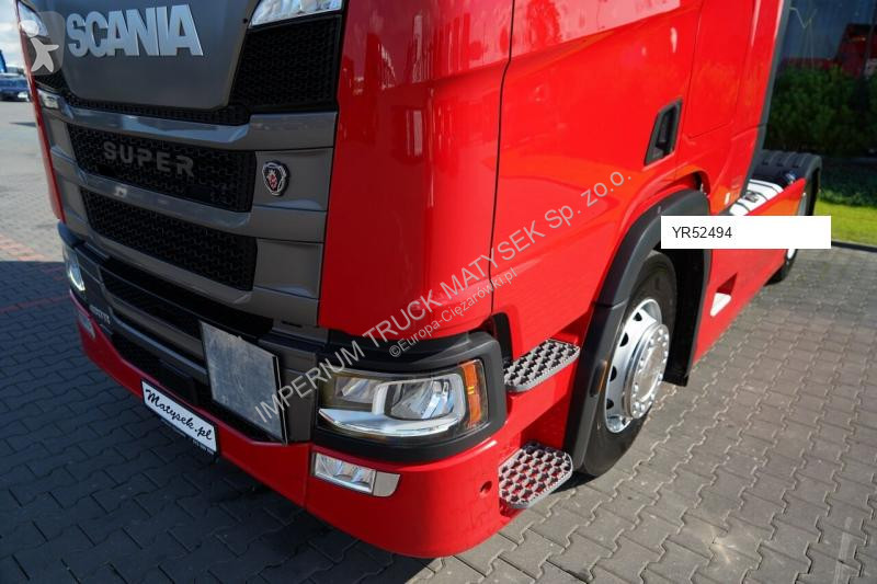 Тягач Scania R 460
