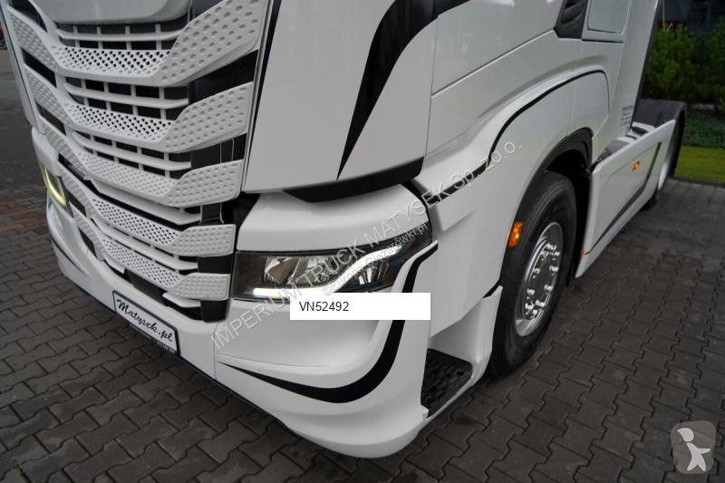 Тягач Iveco / 480