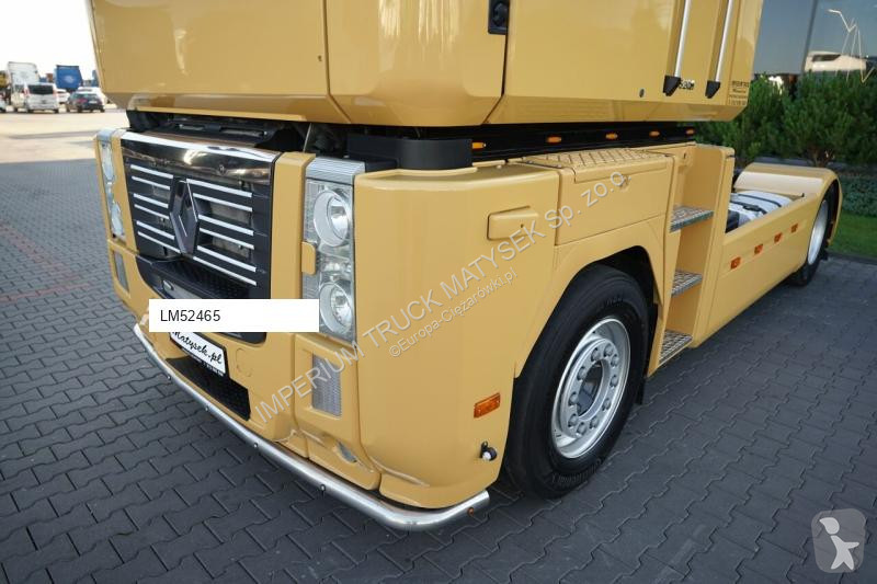 Тягач Renault MAGNUM 520
