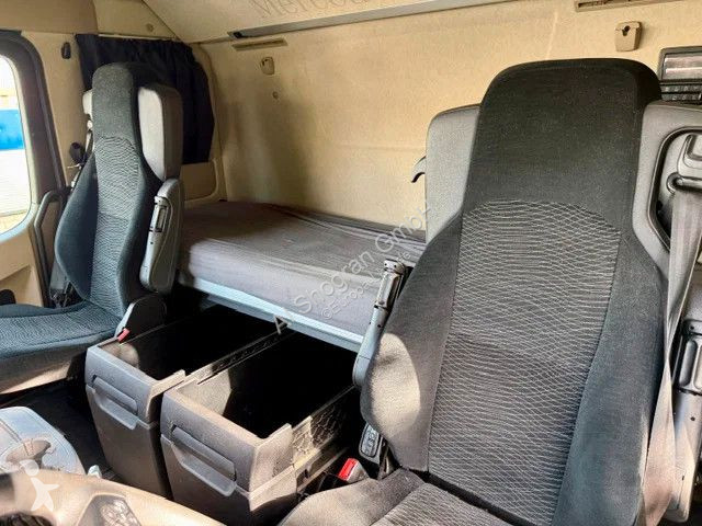 Тягач Mercedes 1840 BigSpace/LowLiner Voll...