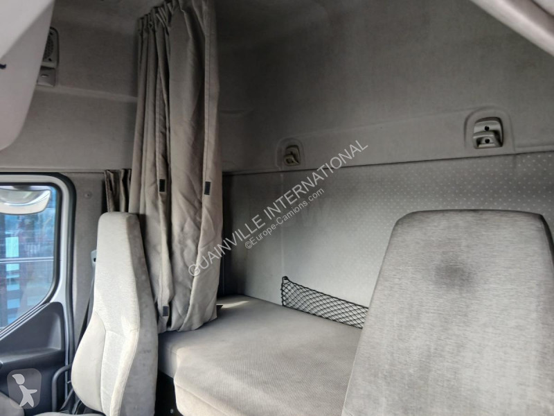 Cabeza tractora Renault 380 DXI