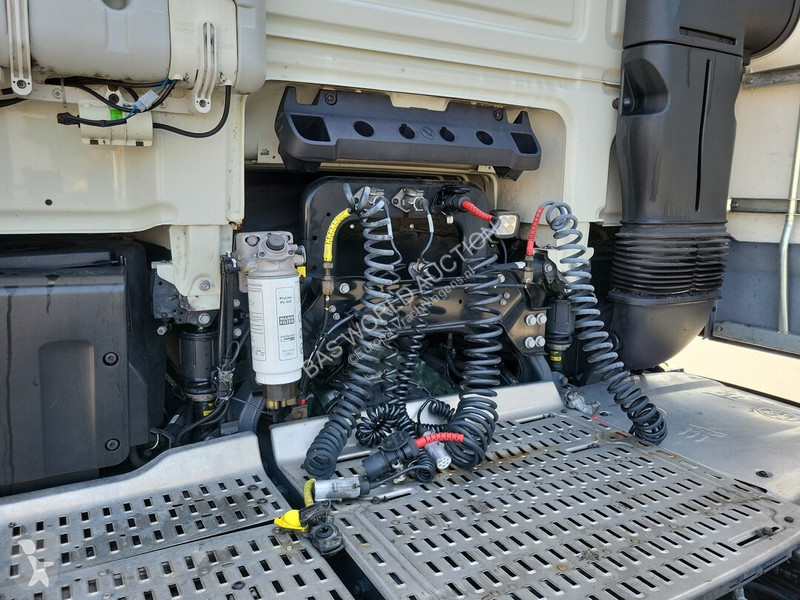 Cabeza tractora DAF 480