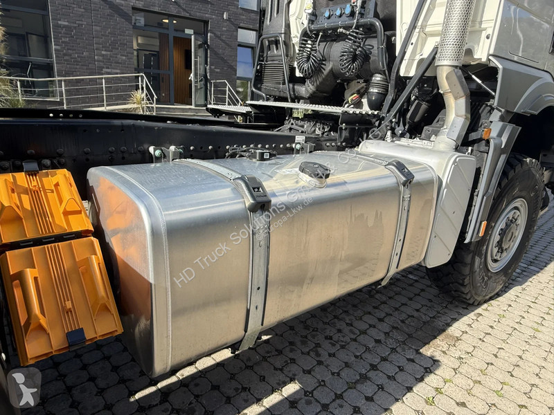 Влекач MAN 40.480 MAN  40.480 6x6 BB SA –...