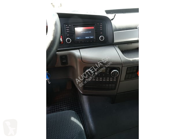 MAN TGX18.440 tractor unit