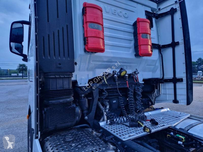 Iveco 530 tractor unit