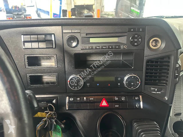 Mercedes 1845 GIGA SPACE - RETARDER tractor unit