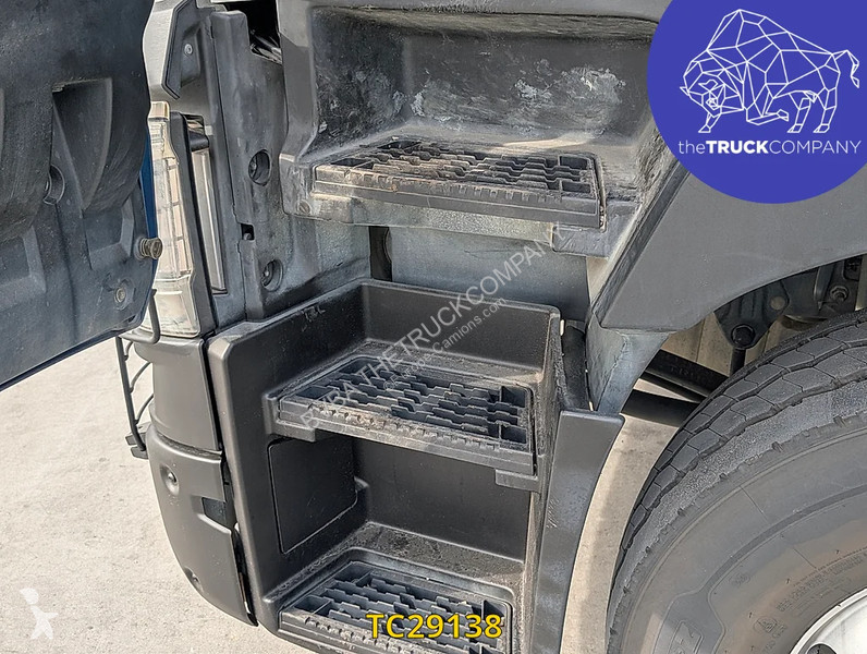 Renault C 440 tractor unit