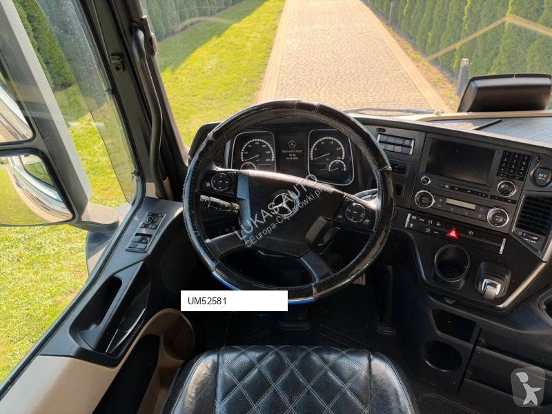 Mercedes 1848 tractor unit