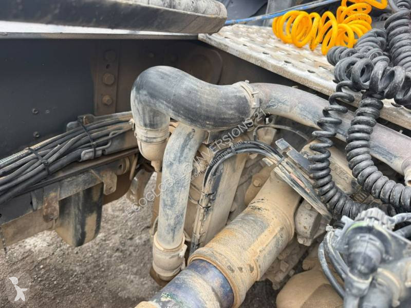 Scania 400 tractor unit