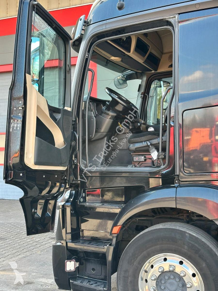 Tahač Mercedes 1846 LS 4x2 BL...