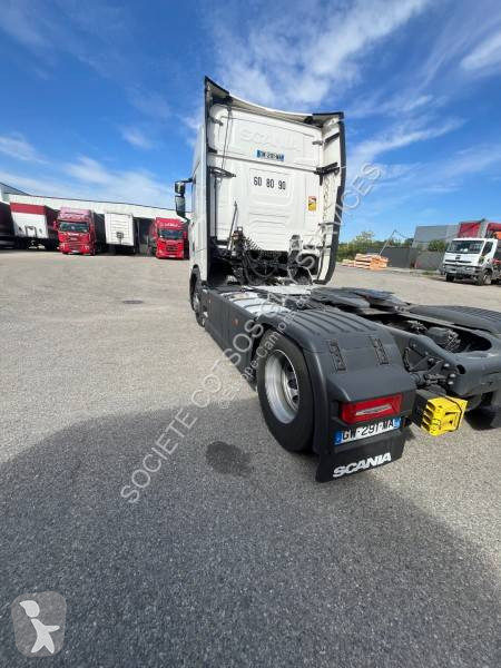 Scania 460 tractor unit