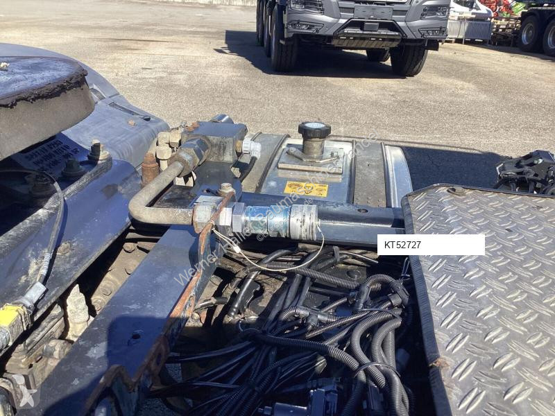 MAN TGS 18.460 tractor unit