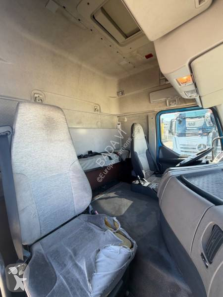 Renault 450 DXI tractor unit