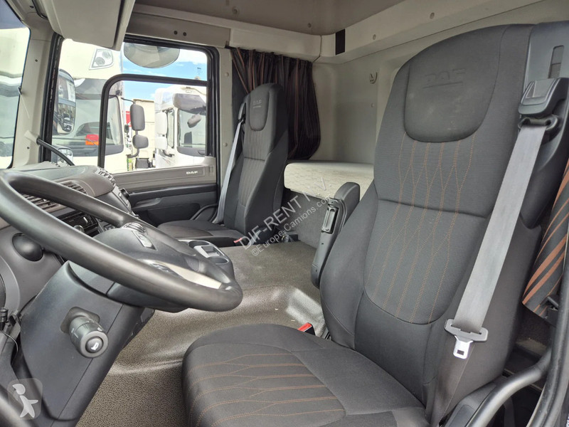DAF 480 FT SPACE CAB LOW DECK tractor unit