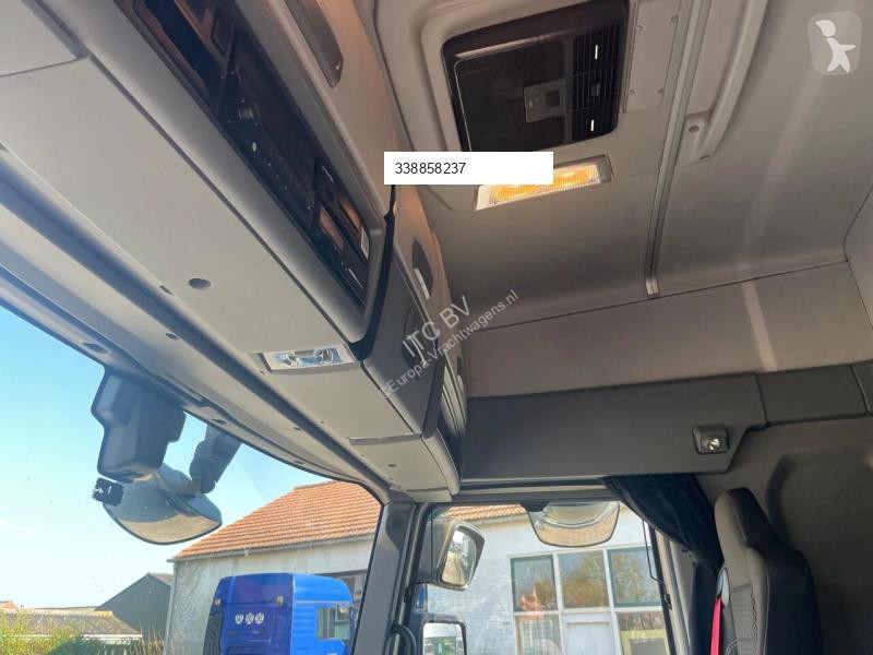 Renault T460 ADR// AIRCO tractor unit