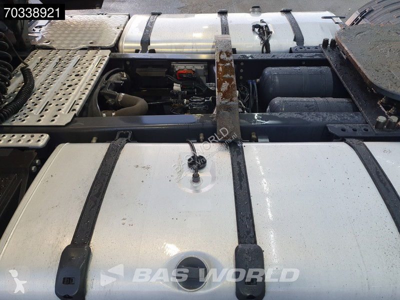 Scania 4X2 Retarder 2x Tanks APK ACC tractor unit