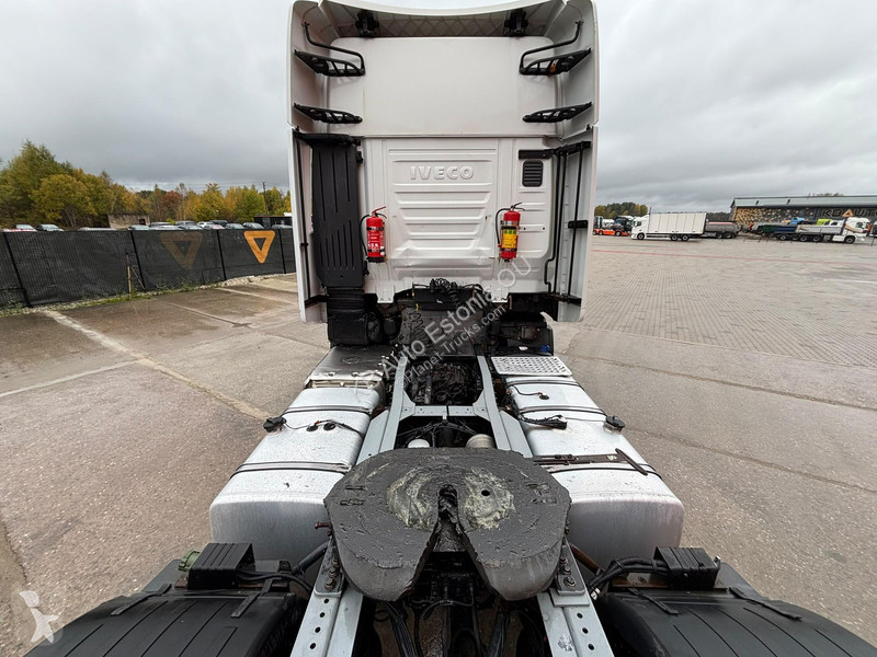 Iveco 480 4x2 ADR tractor unit