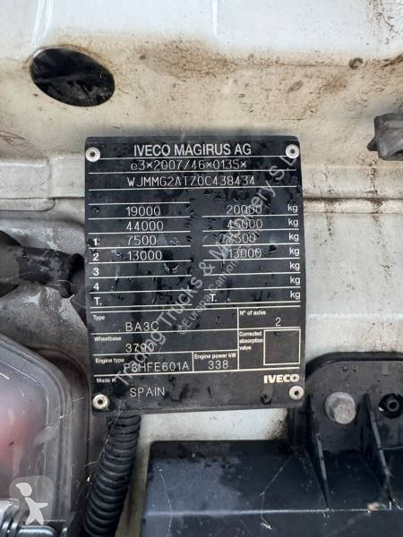 Iveco 460 tractor unit
