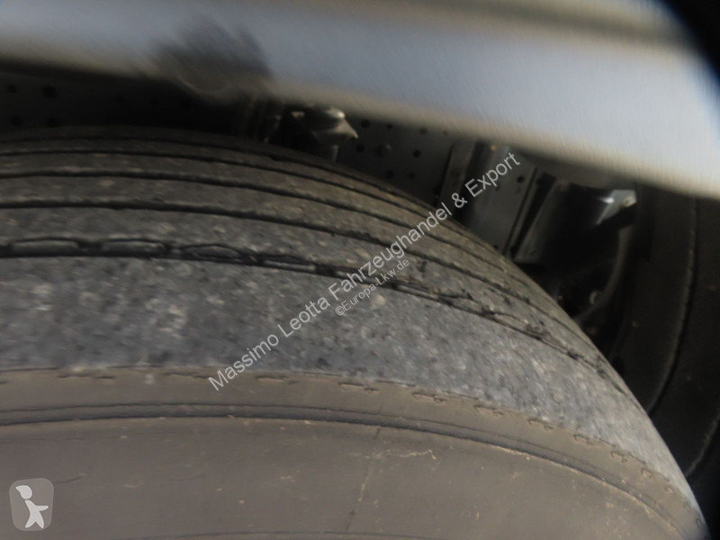 Iveco S-Way 490 Intarder FZ.4 tractor unit