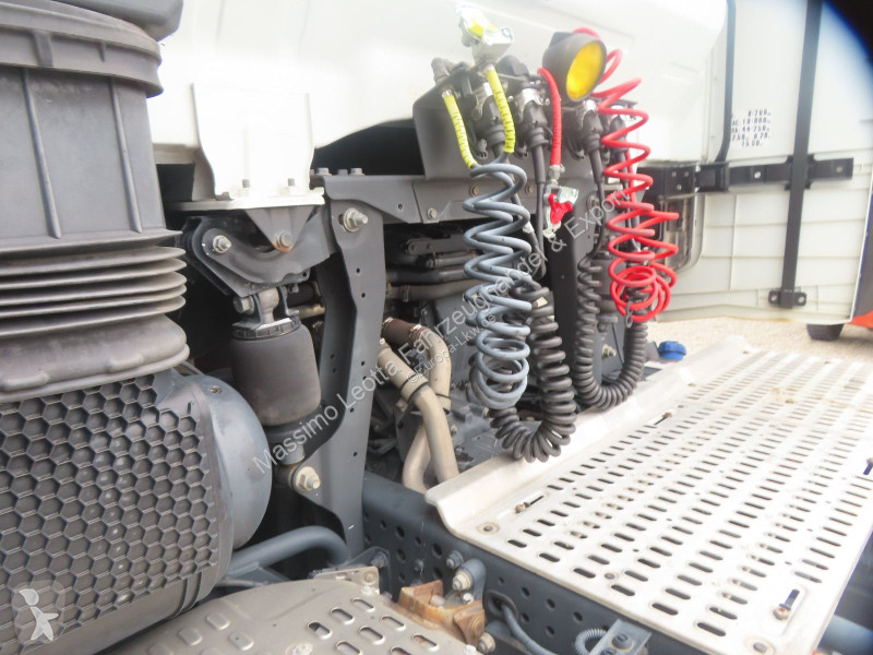Traktor Iveco S-Way 490 Intarder FZ.31