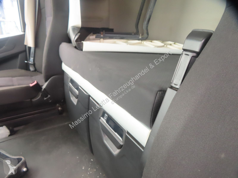 Iveco S-Way 490 Intarder FZ.17 tractor unit