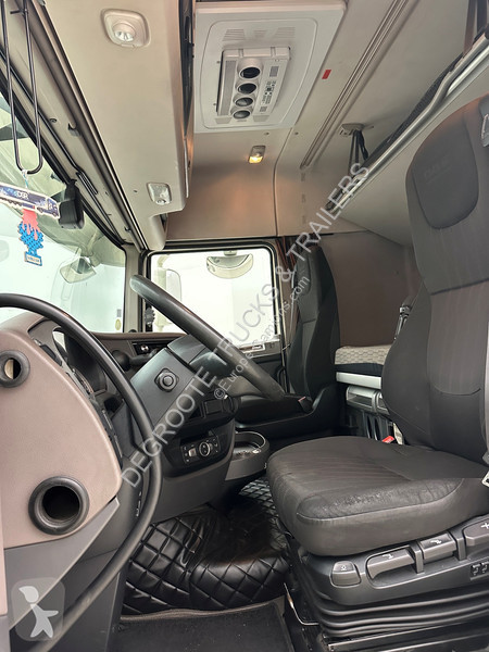 Traktor DAF 480