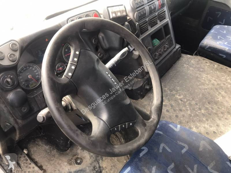 Iveco 440 S 45 tractor unit