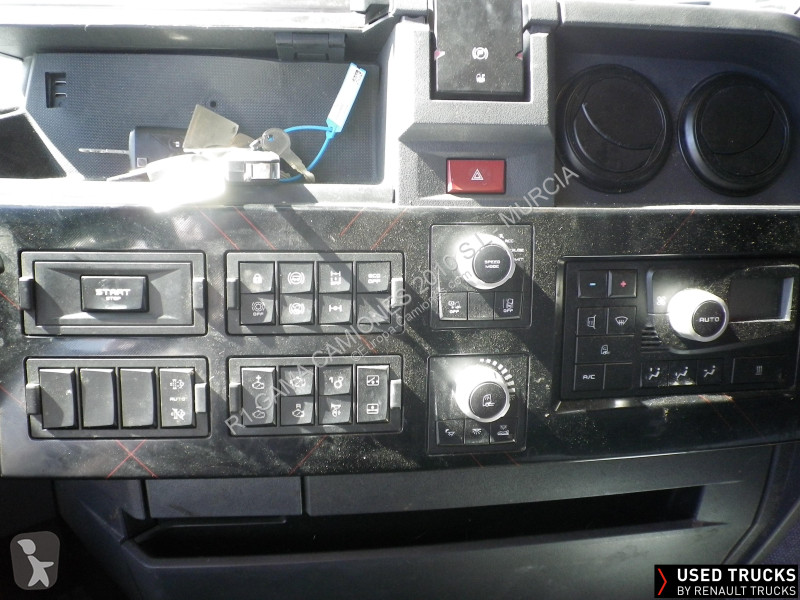 Renault  tractor unit