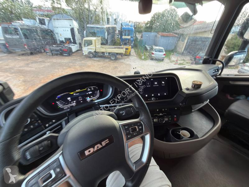 DAF 530 tractor unit