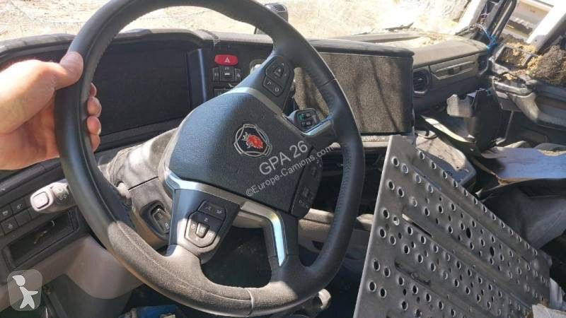 Scania 460 tractor unit
