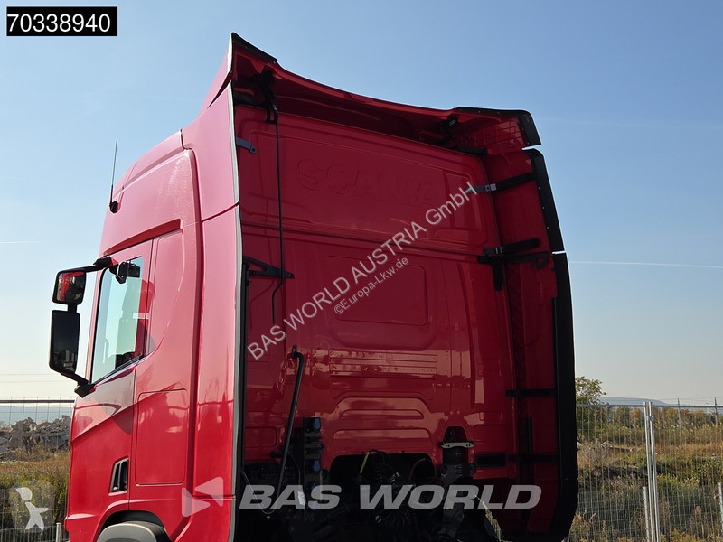 Scania 4X2 Mega Retarder 2x Tanks ACC tractor unit
