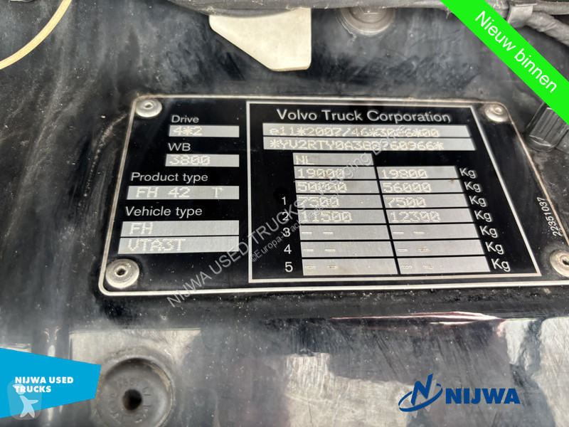 Volvo 460 4x2 Full air + Alcoa's tractor unit
