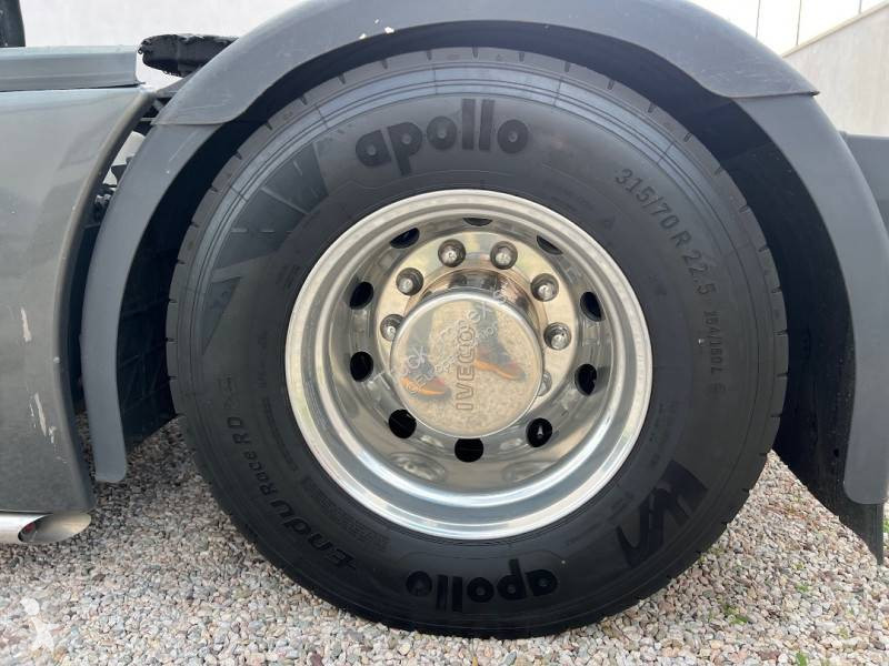 Iveco 570 tractor unit