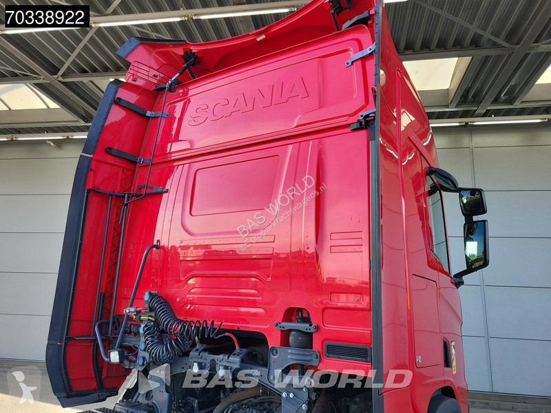 Scania 4X2 Mega Retarder 2x Tanks ACC tractor unit
