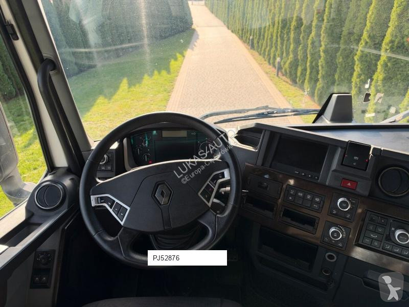 Renault T520 HIGH tractor unit