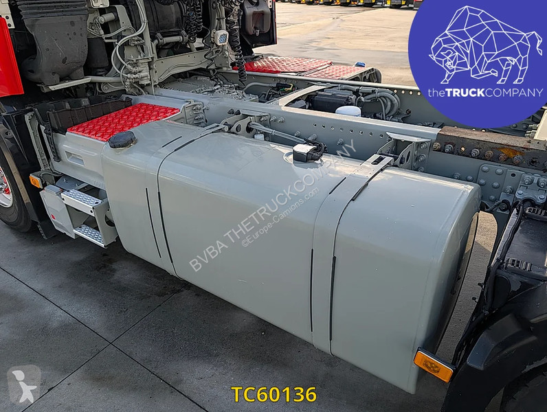 Traktor Volvo 500