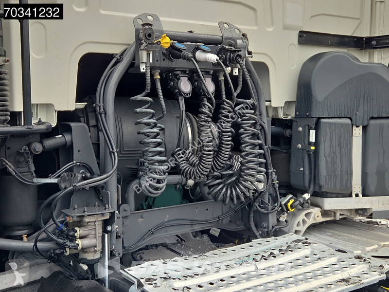 Volvo FH 460 4X2 XL Mega I-ParkCool 2x Tanks...
