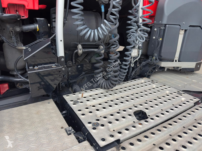 Tahač Volvo 4x2 BL ACC Hydraulik Retarder
