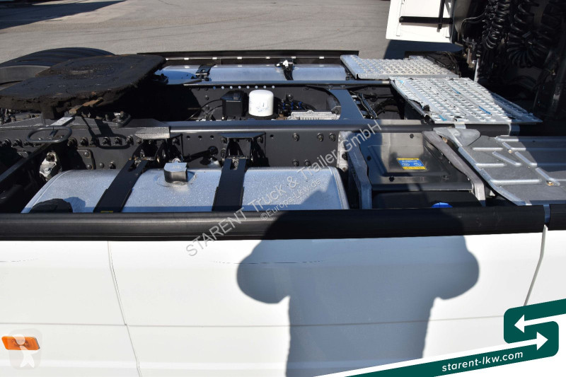 Tahač Volvo 500 Retarder Vollluftfederung...